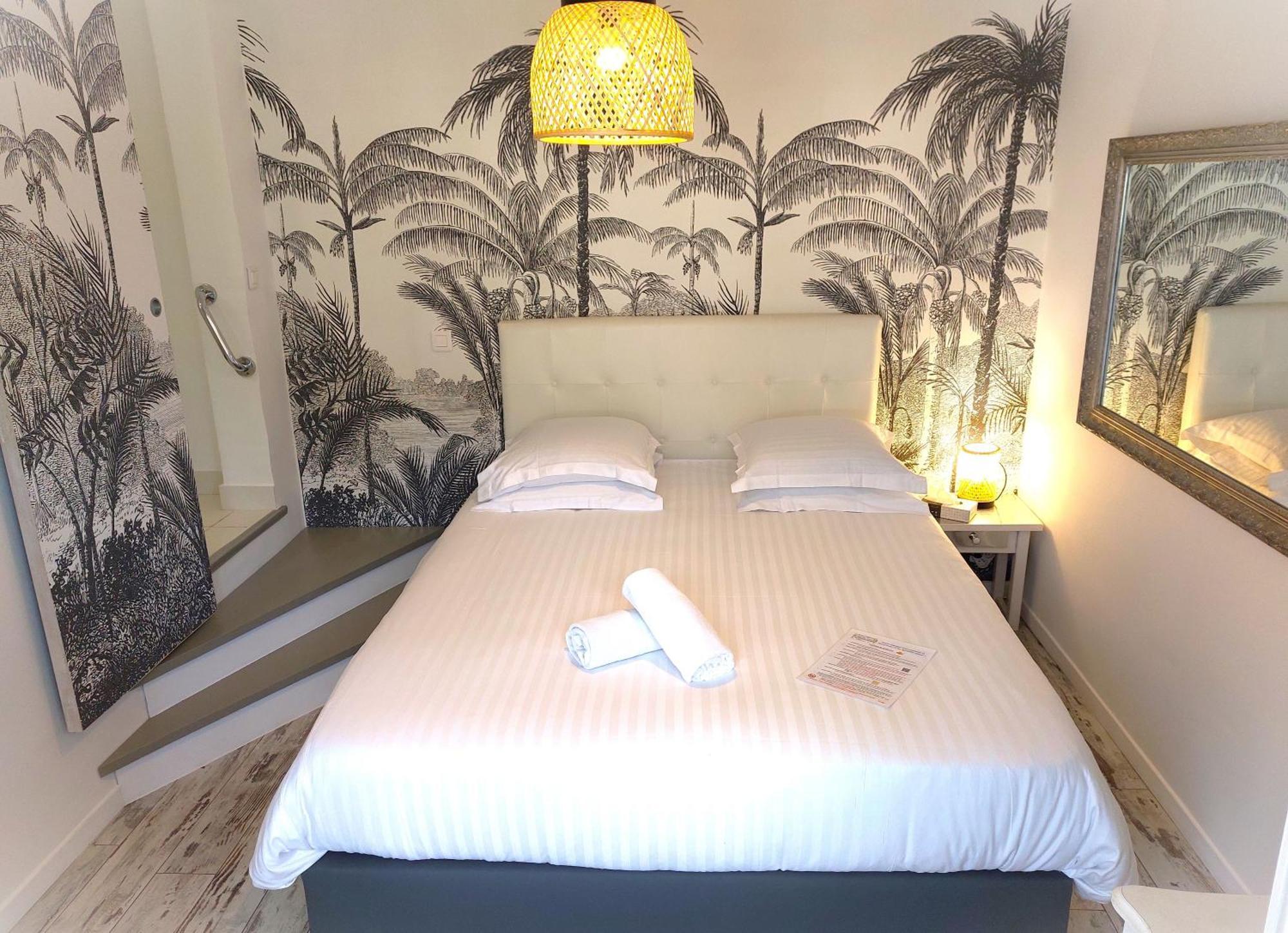 Hotel Les Jardins De Bormes, Sauna & Jacuzzi Cameră foto