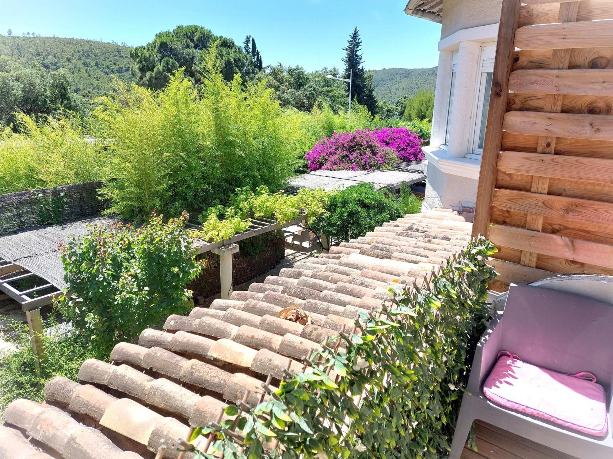 Hotel Les Jardins De Bormes, Sauna & Jacuzzi Cameră foto